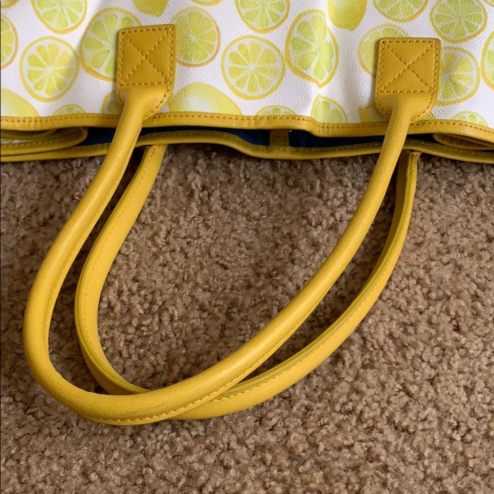 Dooney and bourke - Picture 11 of 16